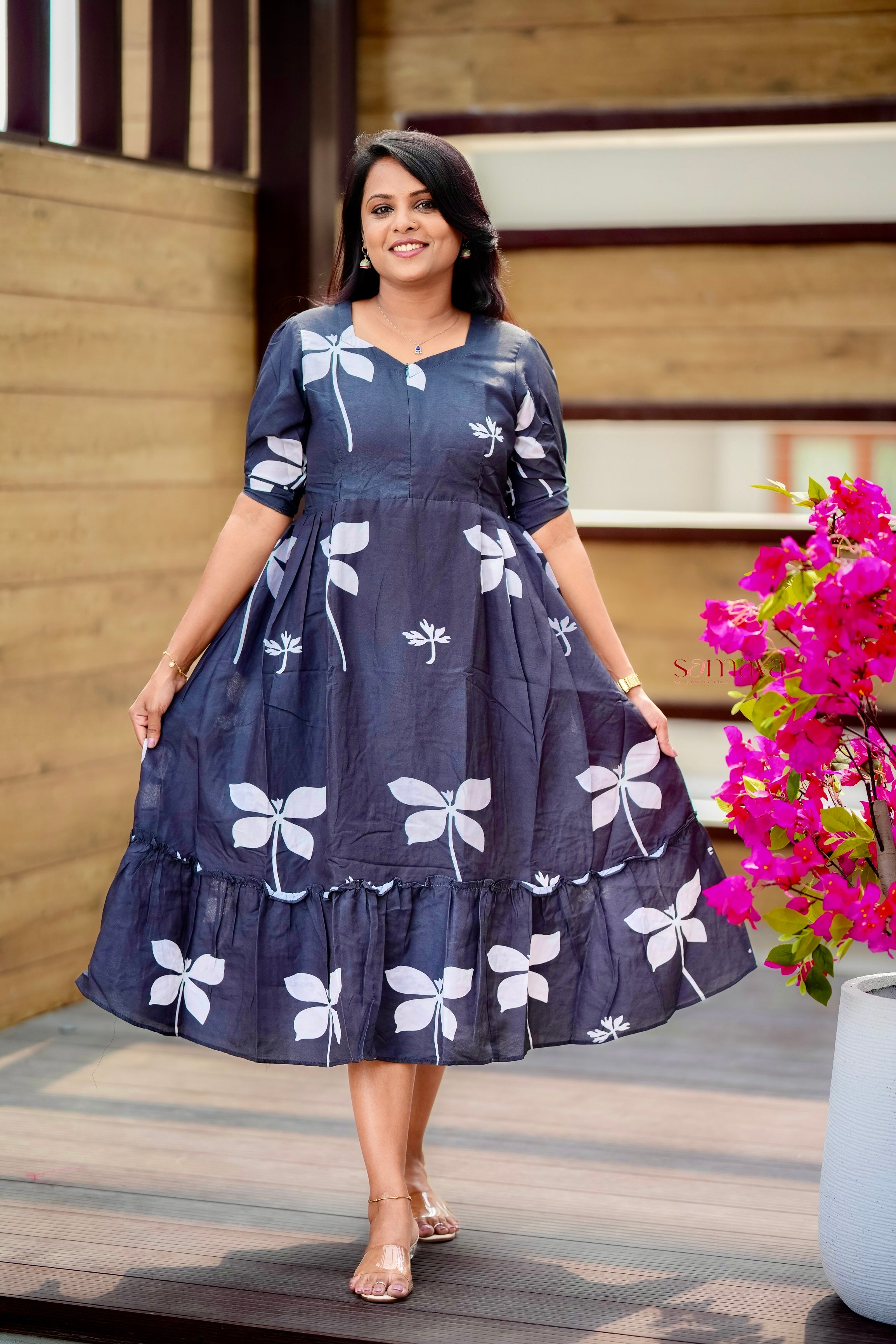 Flora Black Dress With Lining( SPECIAL SALE PRICE ) – SRI SAMAYA GARMENTS