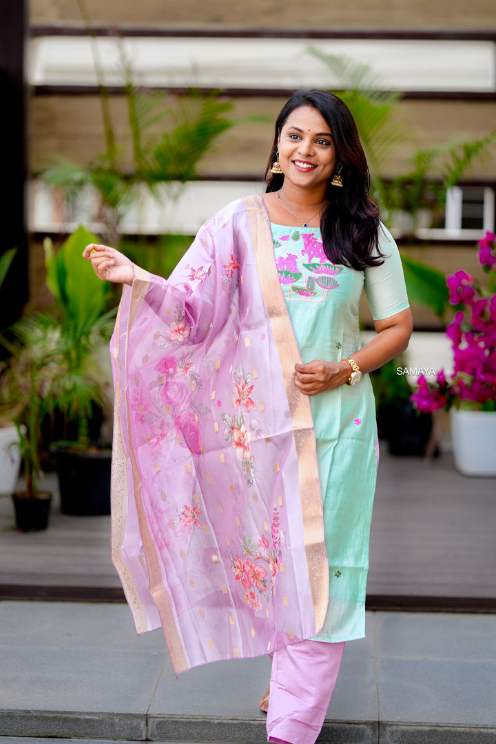 Varsha kurta   with organza  dupptta( set of 3) ready to dispatch