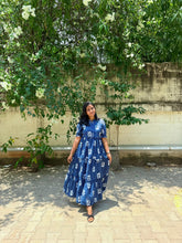 Load image into Gallery viewer, Jenny  day to night dress without lining
