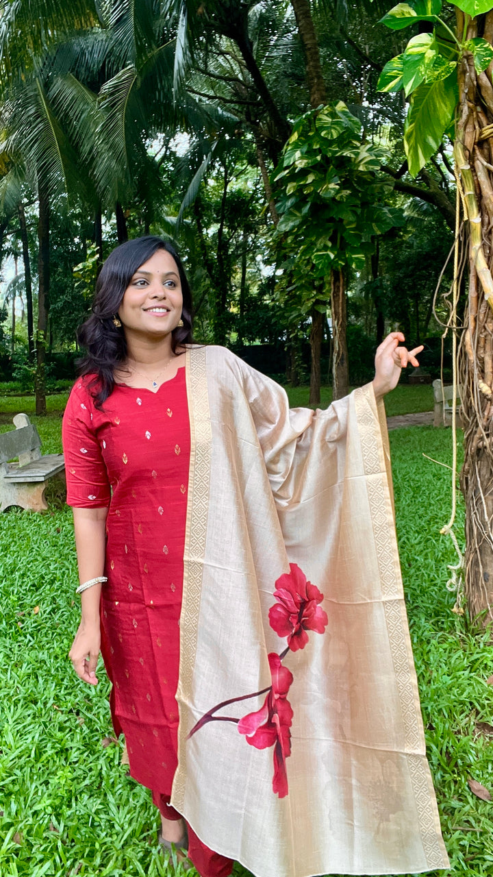 Aruvi -red  raw silk kurta with dupptta ( ready to dispatch)set of 2
