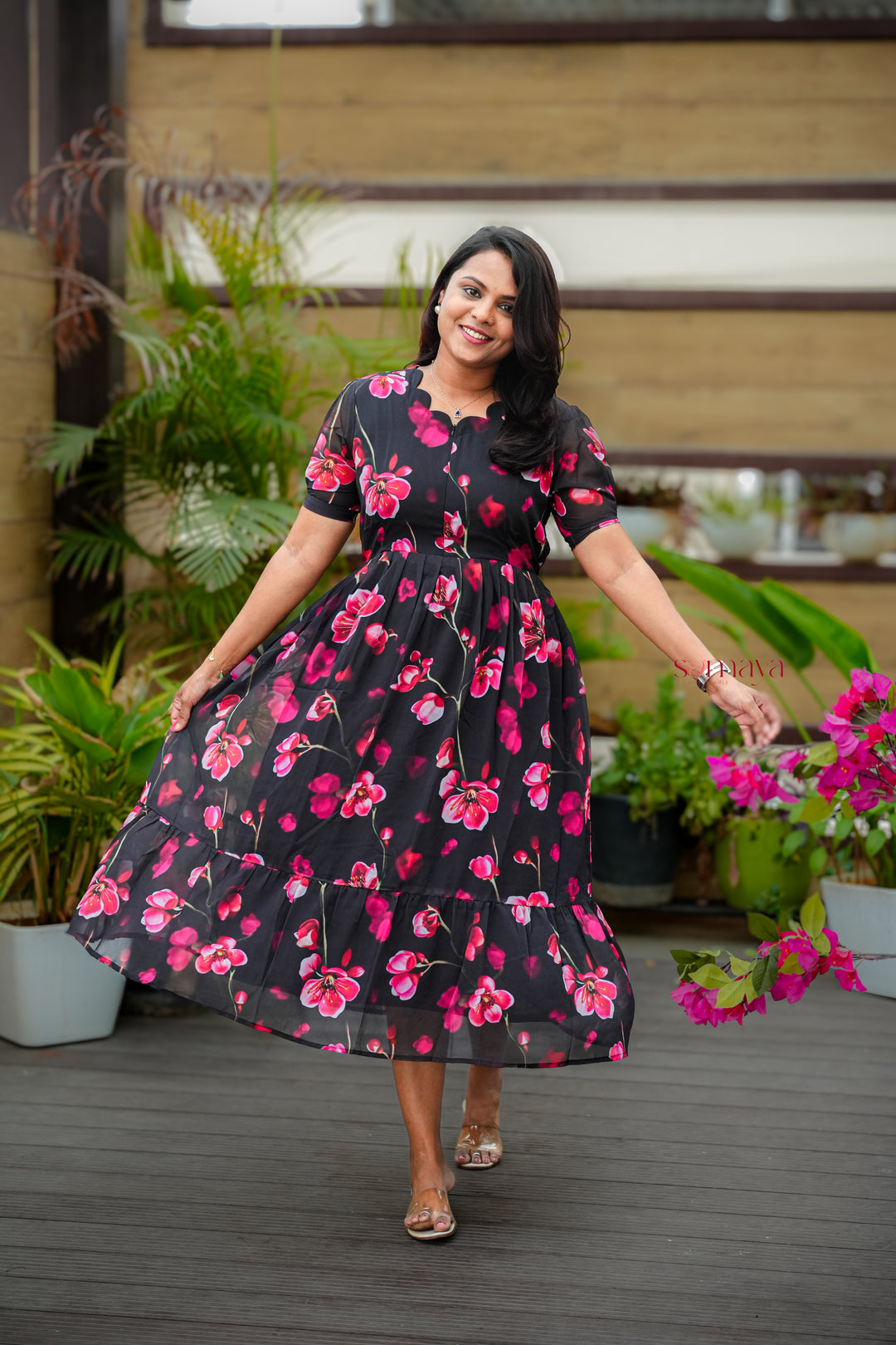 casual georgette dress Peach Georgette Womens Elsa Dress Pleated Skirt Embroidery Casual Gatherings