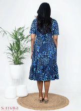 Load image into Gallery viewer, Midi Ink Blue Flower thick  weight Dress
