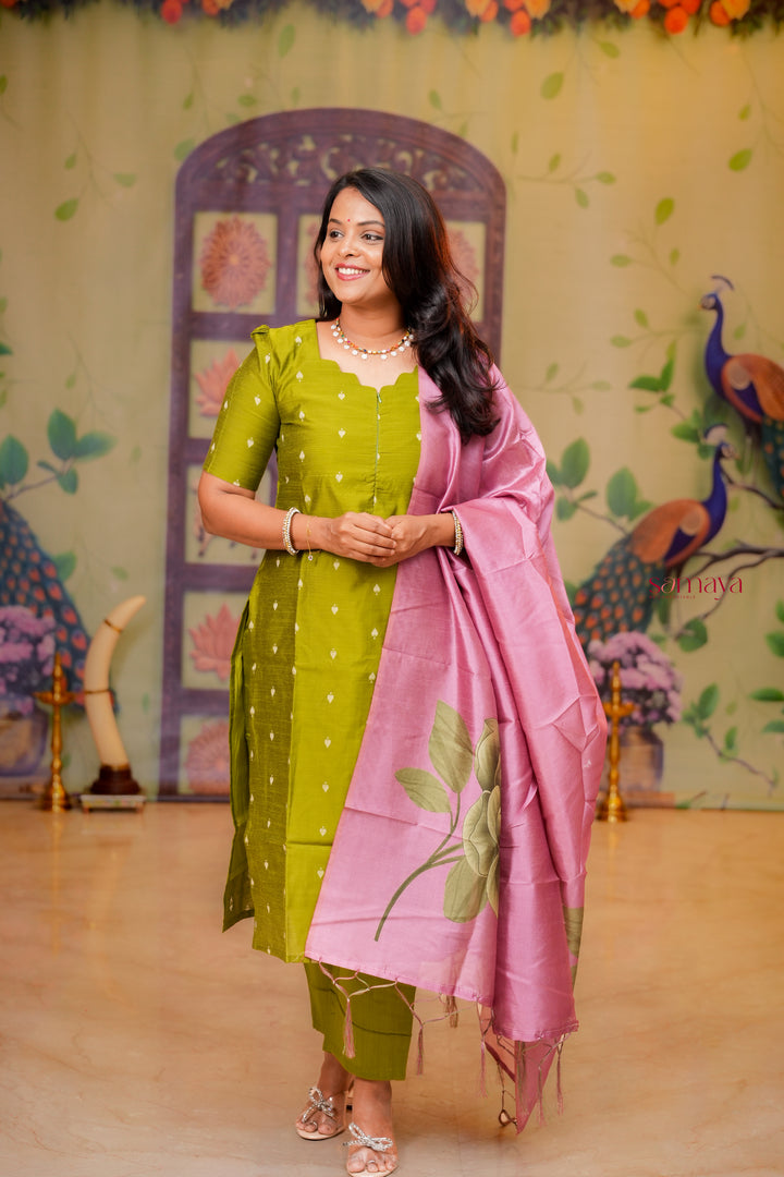 Yaaz-Green raw silk Kurta 3 piece set
