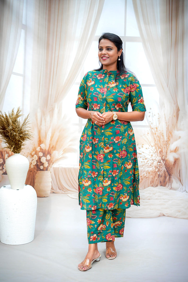 Green cotton kurta set (button opening)