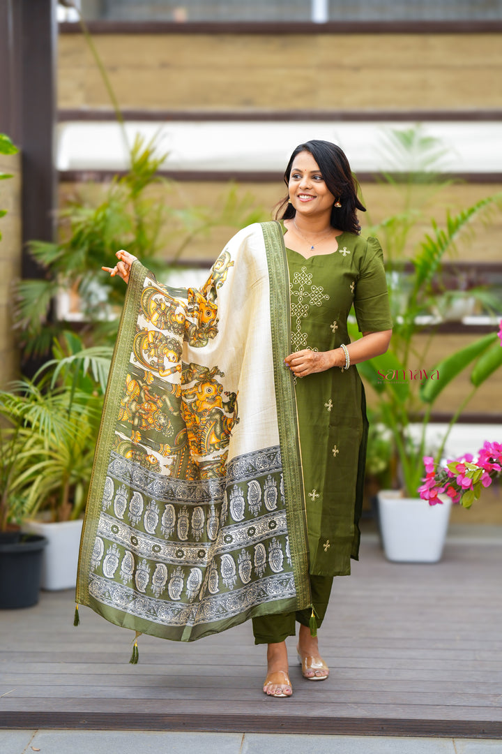 Saanvi-green kollam  3 piece salwar suit set with printed kalamkari dupptta
