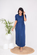 Load image into Gallery viewer, Maxi  Navy Light Weight Dress
