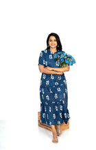 Load image into Gallery viewer, Jenny  day to night dress without lining
