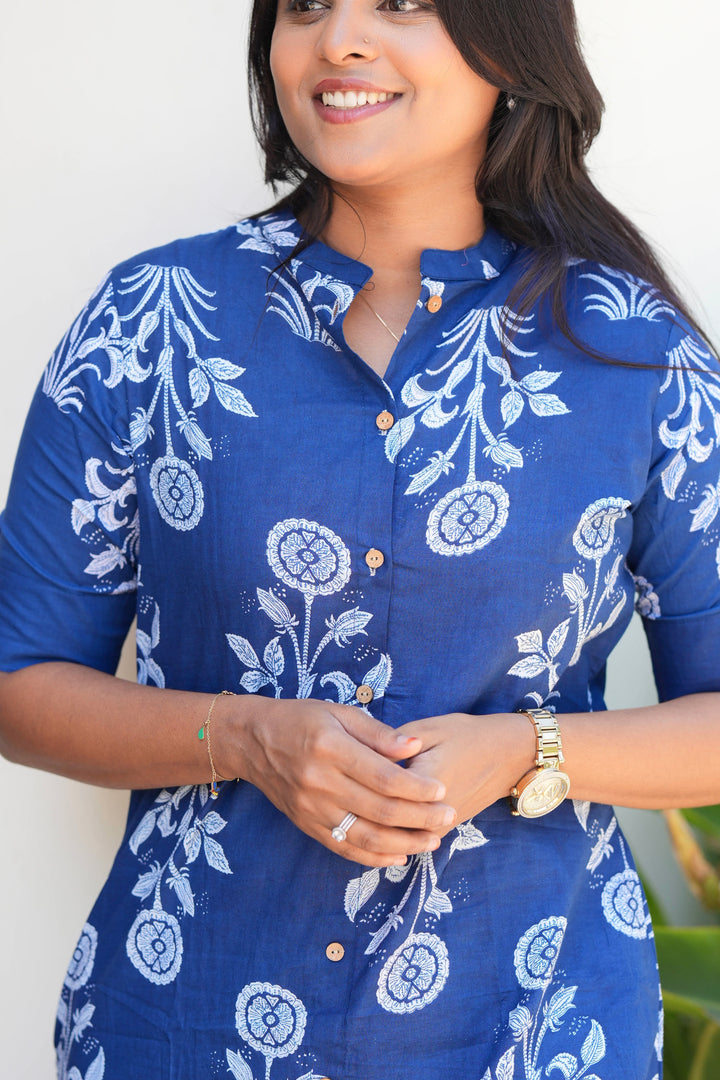 Blue flower cotton kurta set (button opening)