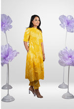 Load image into Gallery viewer, Manjal  cotton Kurta set (button opening)
