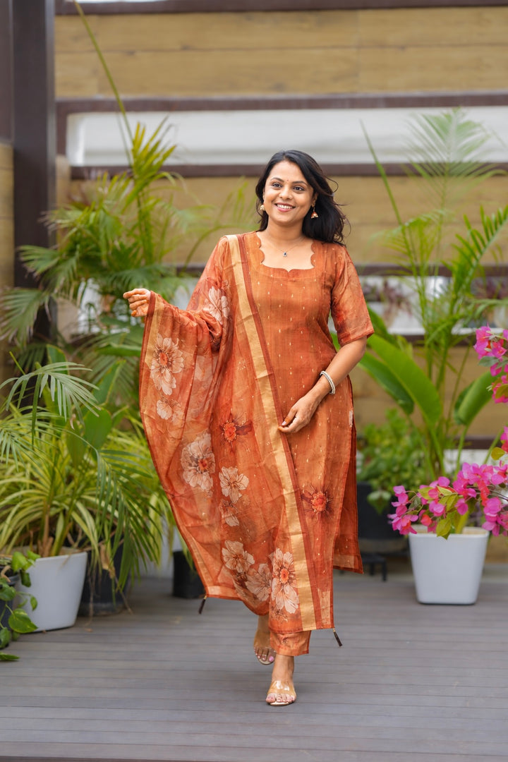 Oviya organza set with dupptta( set of 3) ready to dispatch