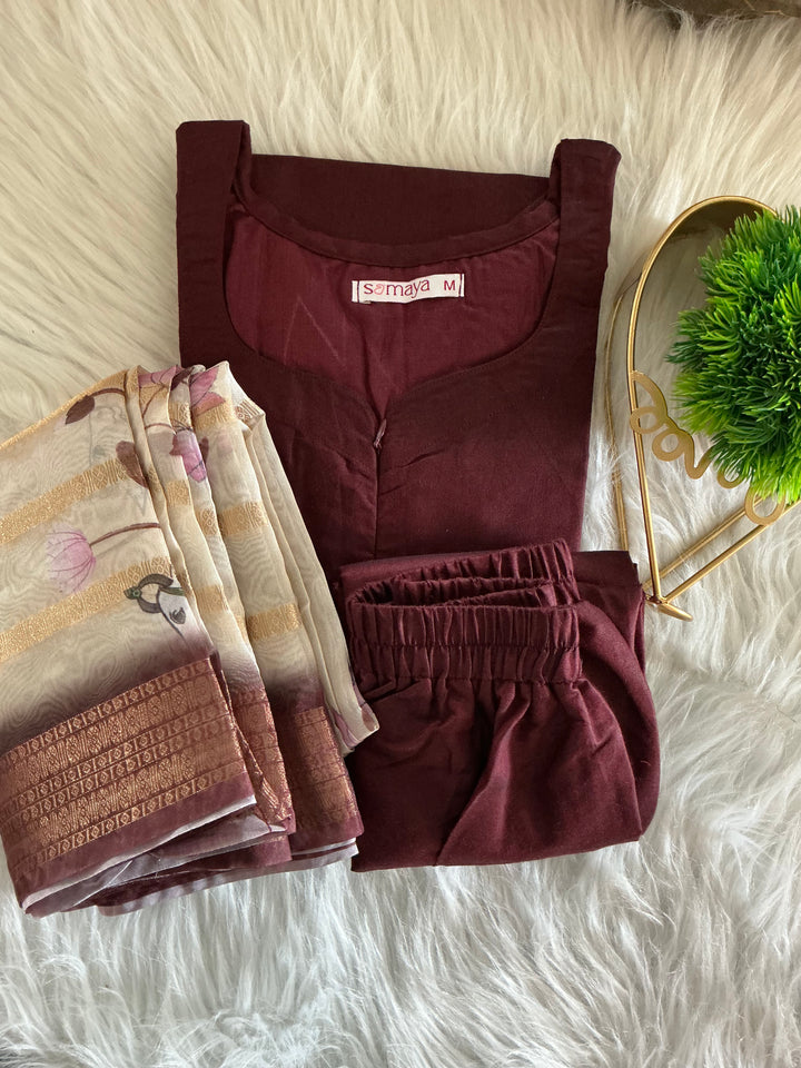 Poonghuzhalli  silk Kurta with border 3 piece set with organza gold zari dupptta
