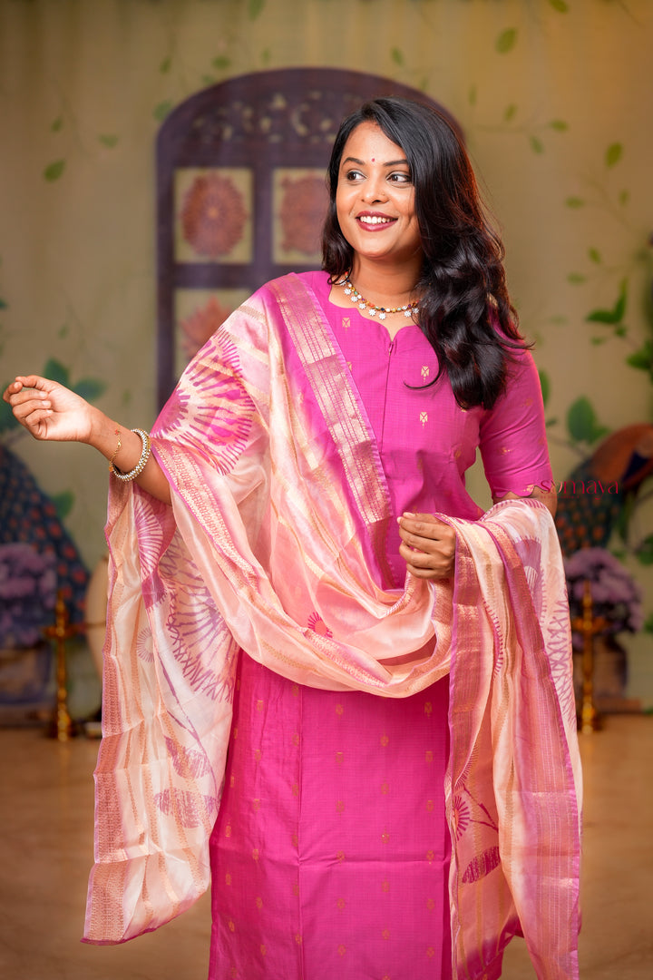 Iniya -pink  raw silk Kurta Set of 3 tissue shimmer zari border dupptta