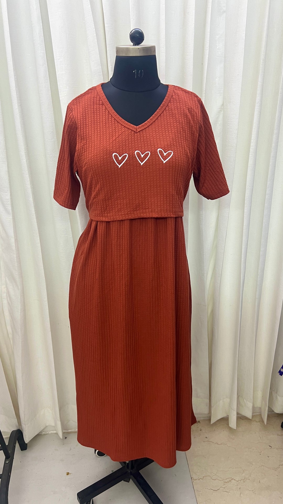 Midi ribbed rust orange heart print Dress
