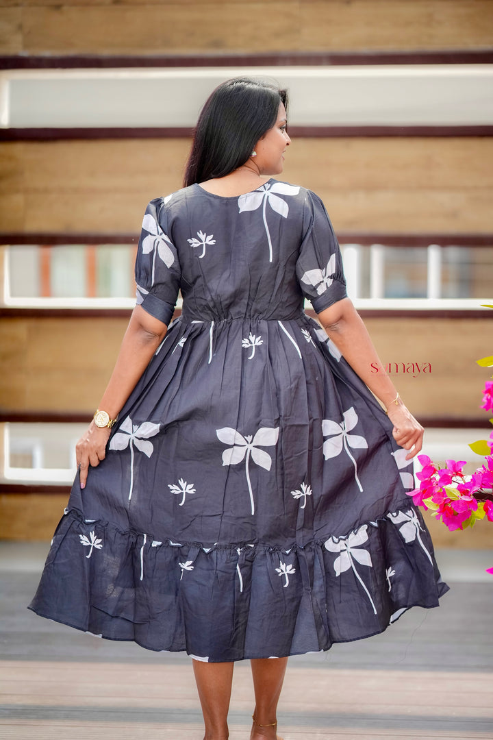 Flora Black Dress With Lining( SPECIAL SALE PRICE )