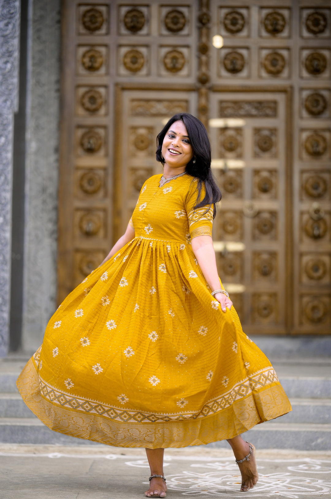 Keerthi festive maxi  Dress with Lining