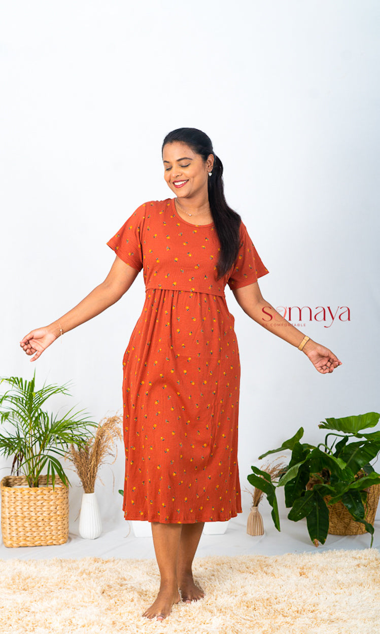 Midi Brown Ribbed Thick( Minor embroidery variation so sold at sale price )