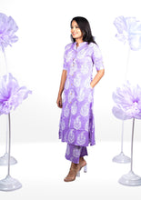 Load image into Gallery viewer, Lilac  cotton Kurta set (button opening)
