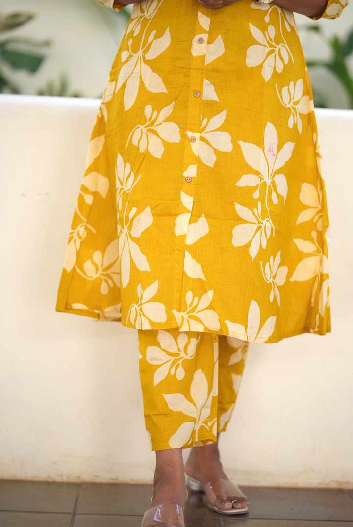 Yellow cotton kurta set (button opening)