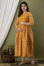 Load image into Gallery viewer, Manjal  Maternity Feeding kurta
