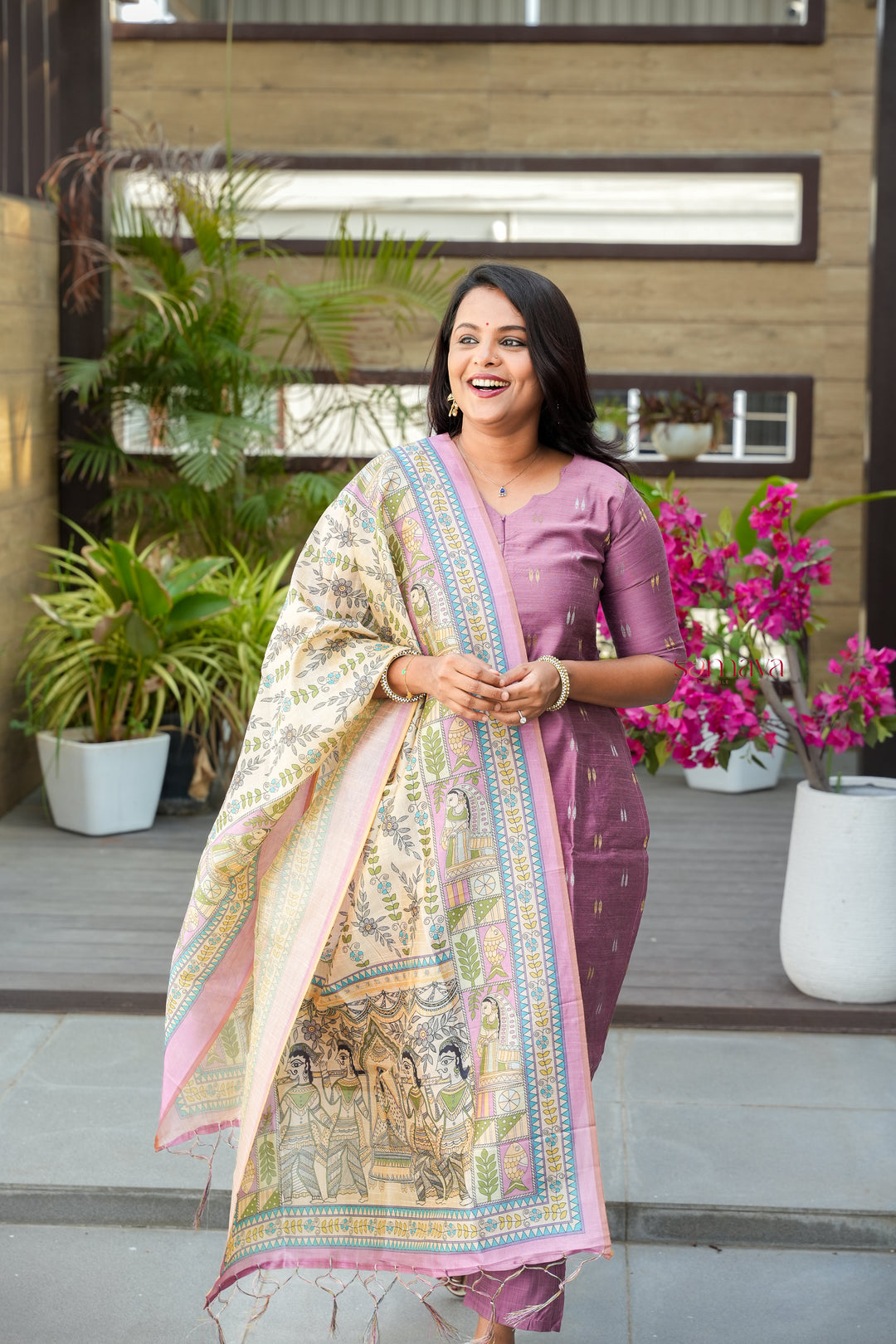 Swathi 3 piece raw silk suit set with Dupatta ( ready to dispatch)
