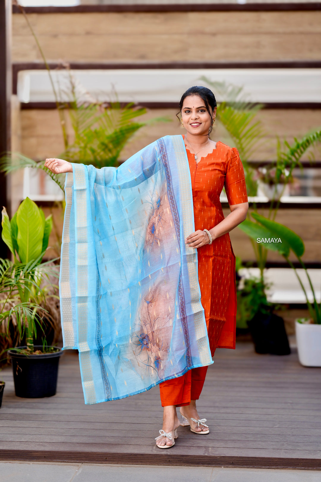 Meera raw silk suit set with dupptta( set of 3) ready to dispatch
