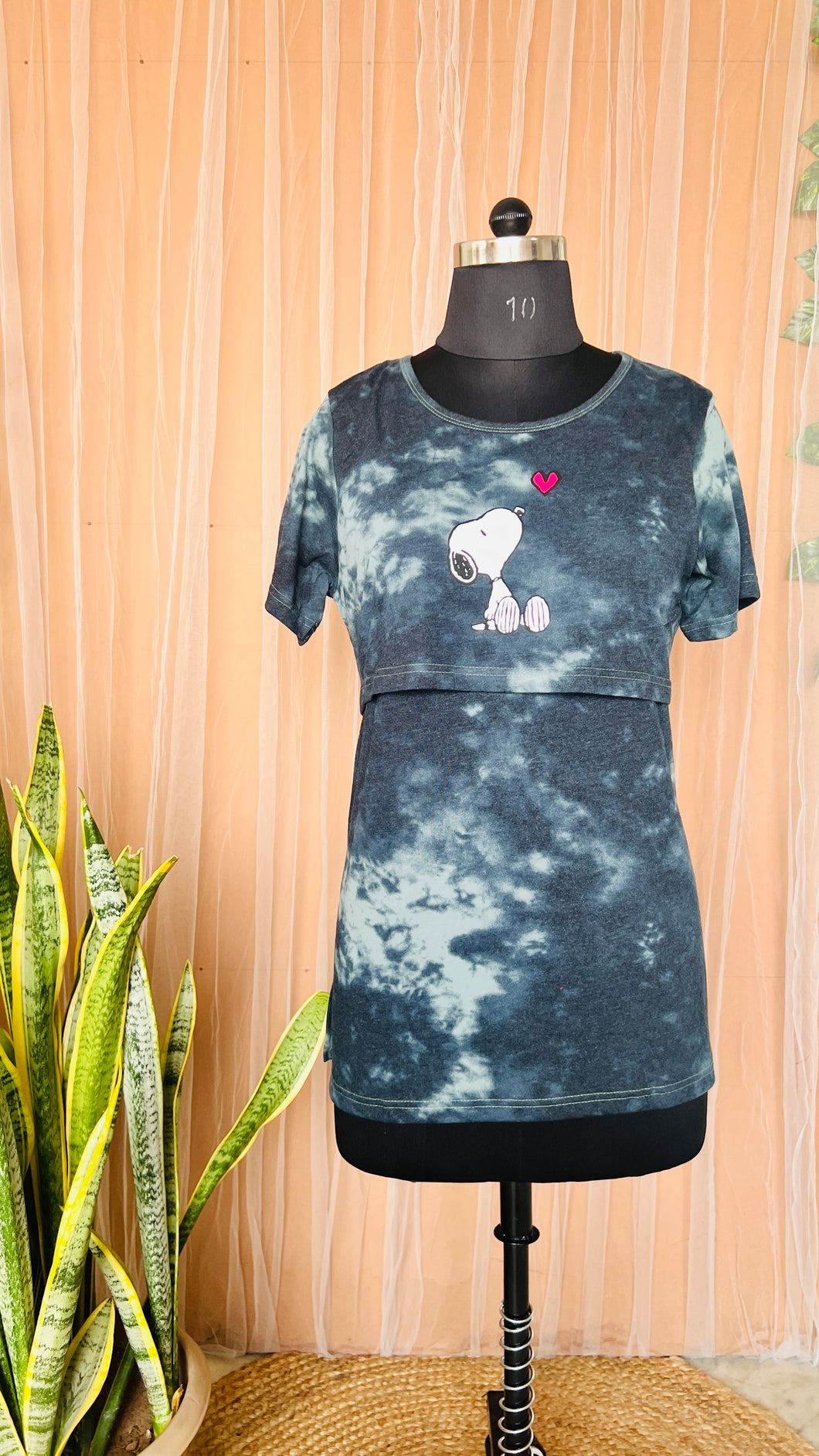 Maternity puppy T-shirt