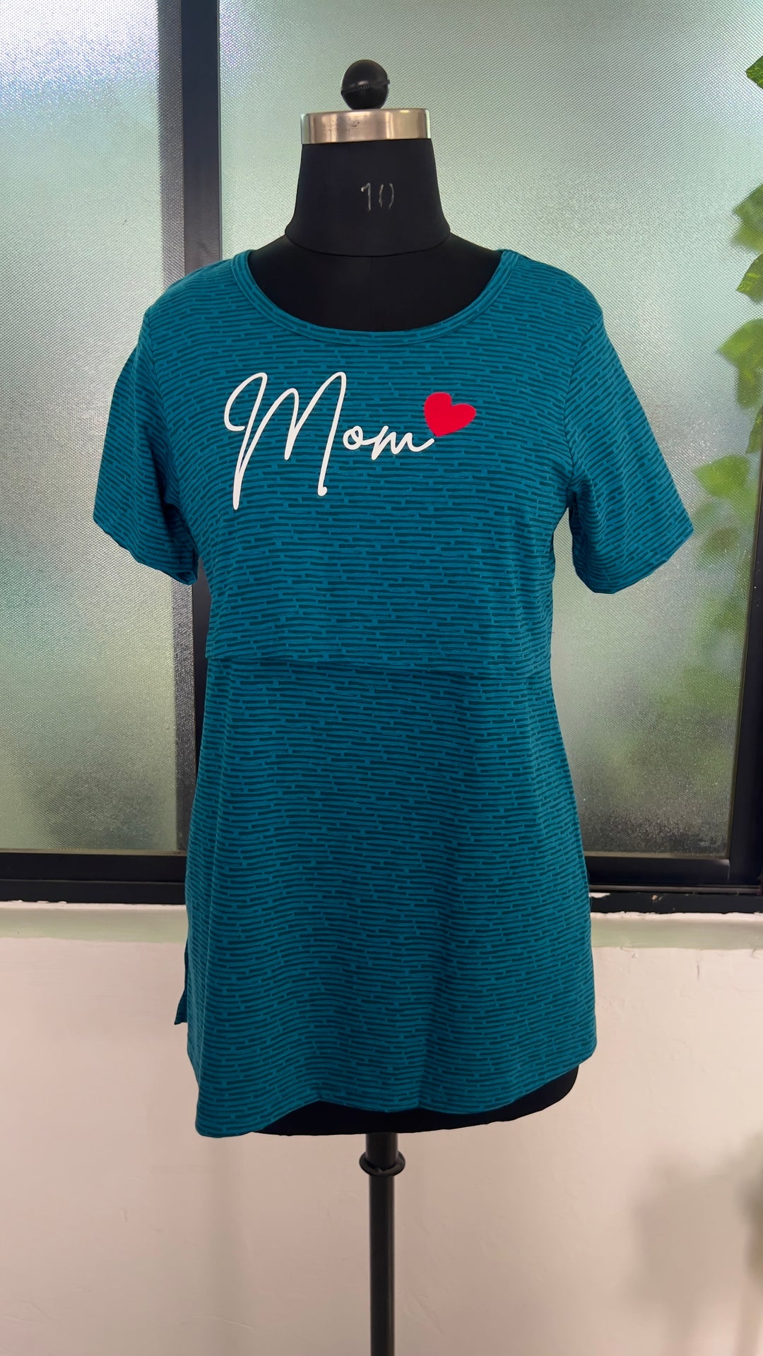Mom  Maternity T shirt