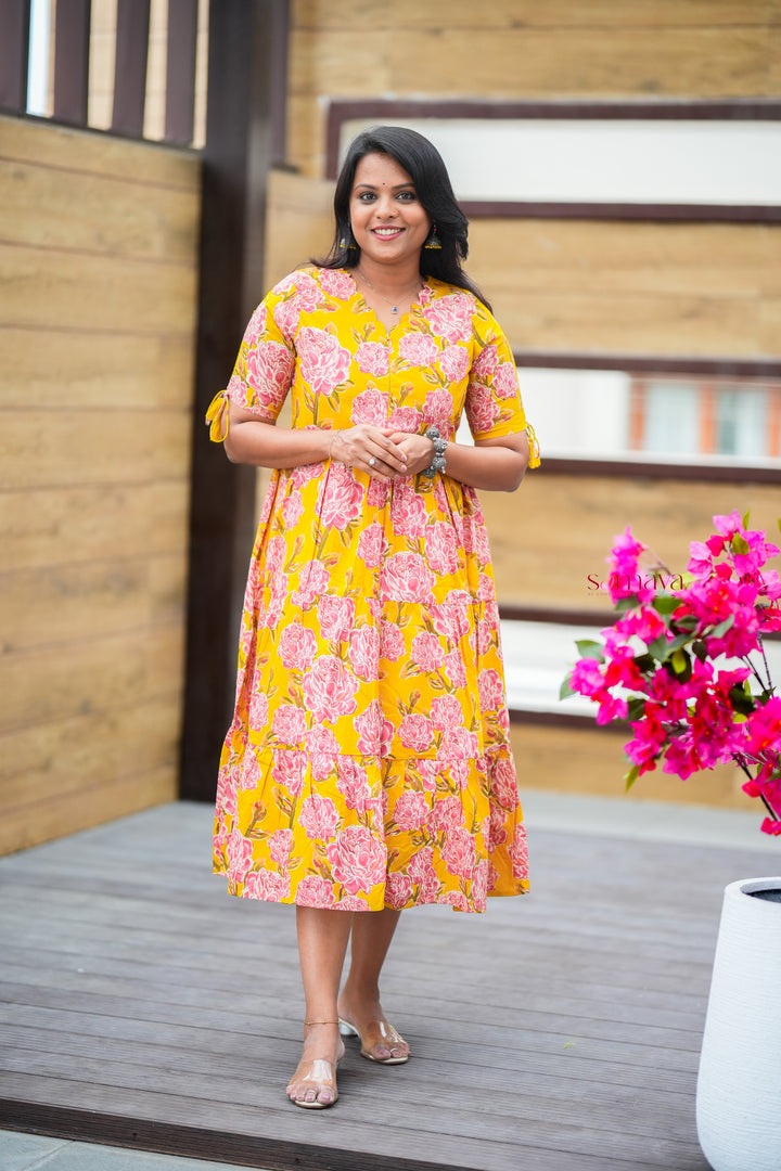 Manjal  casual Dress With Lining