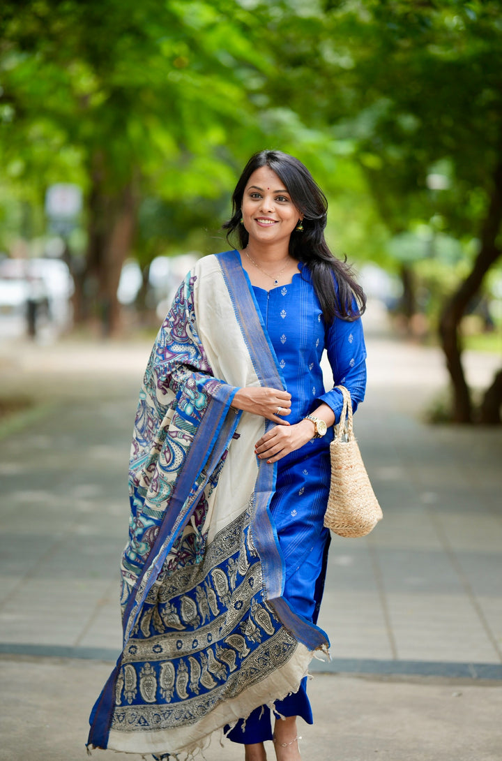 Mayilirage royal blue raw silk Kurta Set with Kalamkari hand painted duptta ( 3 piece set )