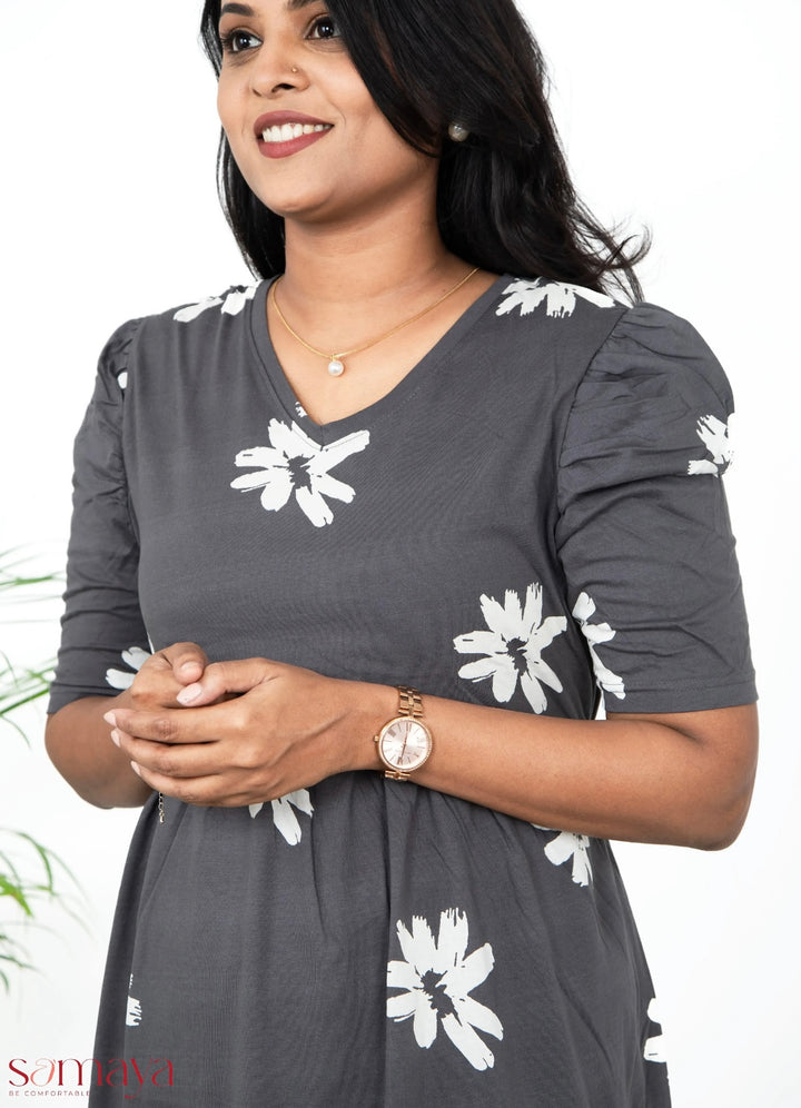 Midi Grey offwhite Flower Light Weight Dress( Minor embroidery variation )