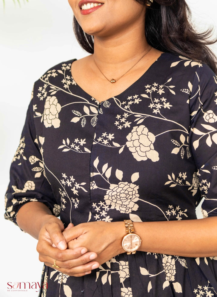 Black  floral  casual  dress with lining