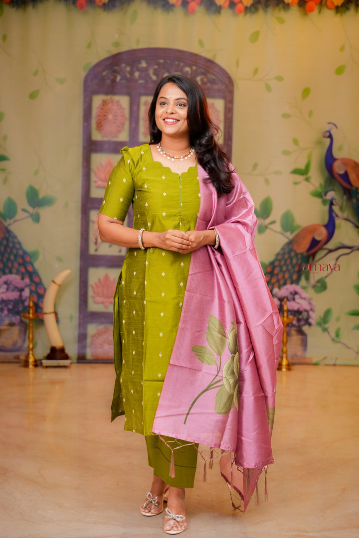 Yaaz-Green raw silk Kurta 3 piece set
