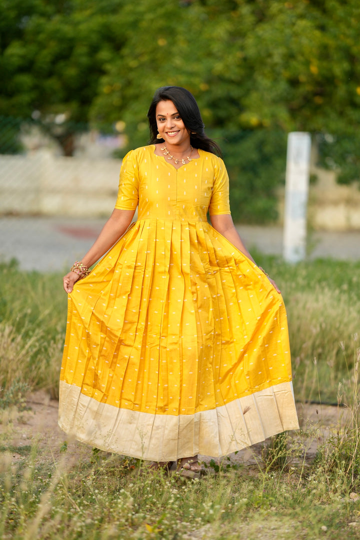Kanchi kamatchi Maxi Dress With Lining