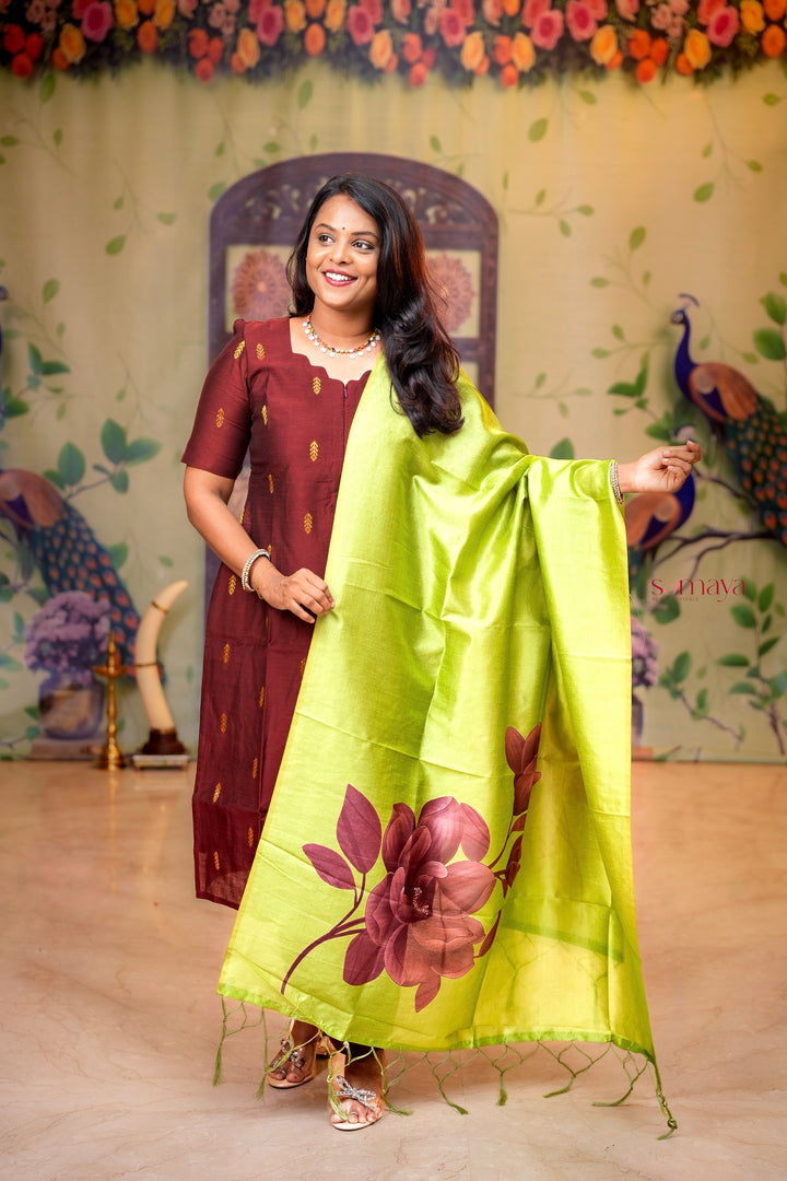 Yaaz-Maroon with green raw silk Kurta 3 piece set