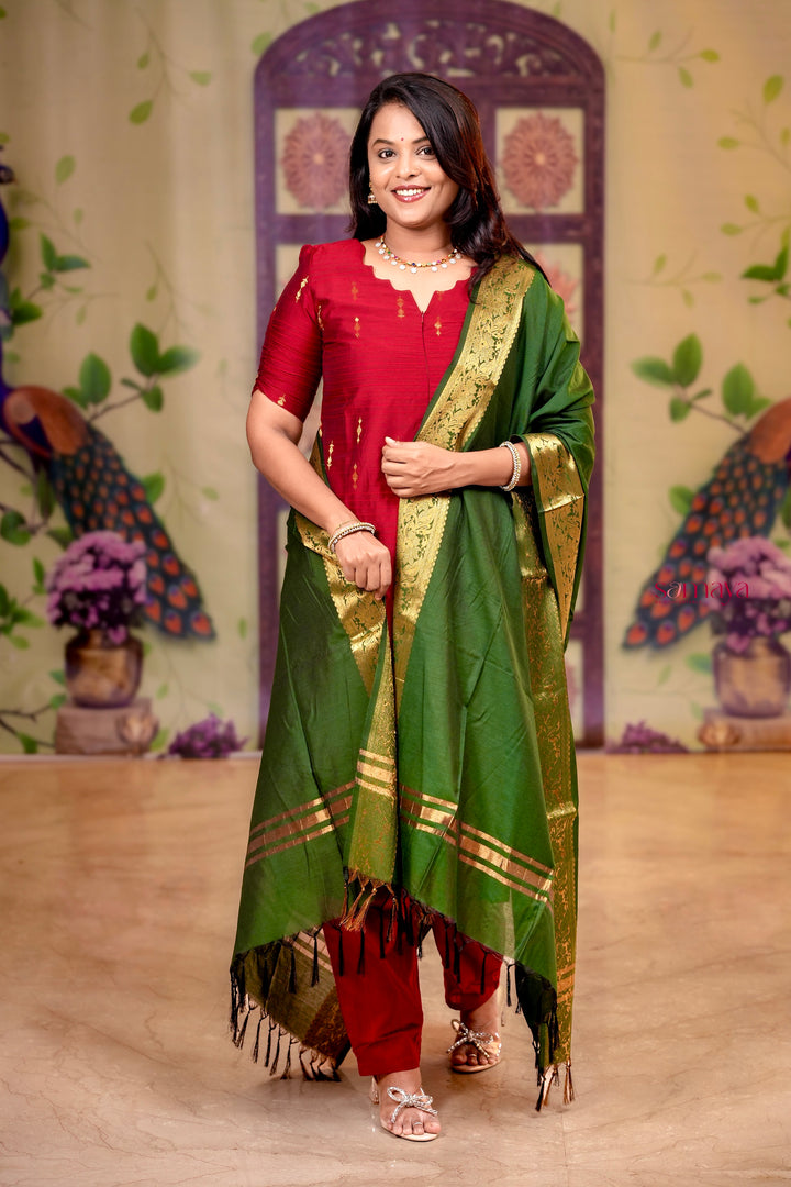 Mahalakshmi  raw silk Kurta Set of 3 with golden silk zari dupptta