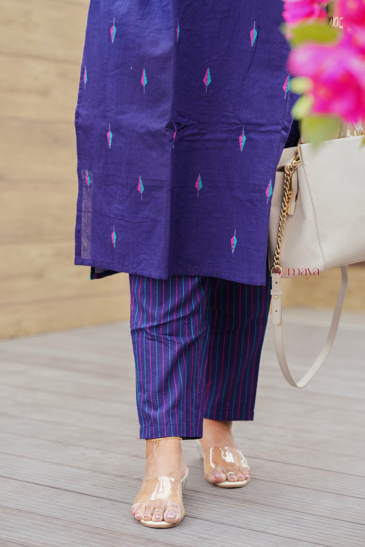 Navya handloom  Kurta Set with full lining