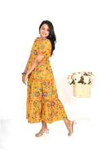 Load image into Gallery viewer, Manju day to night dress without lining
