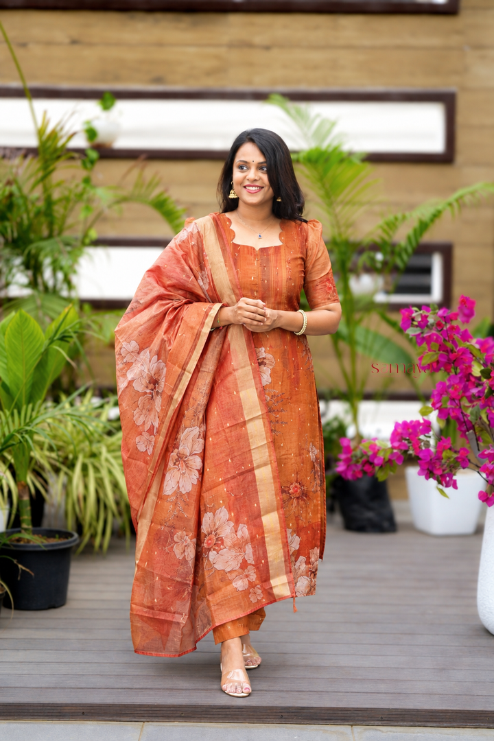 Oviya organza set with dupptta( set of 3) ready to dispatch