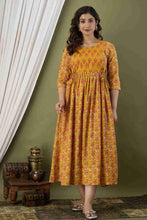 Load image into Gallery viewer, Manjal  Maternity Feeding kurta
