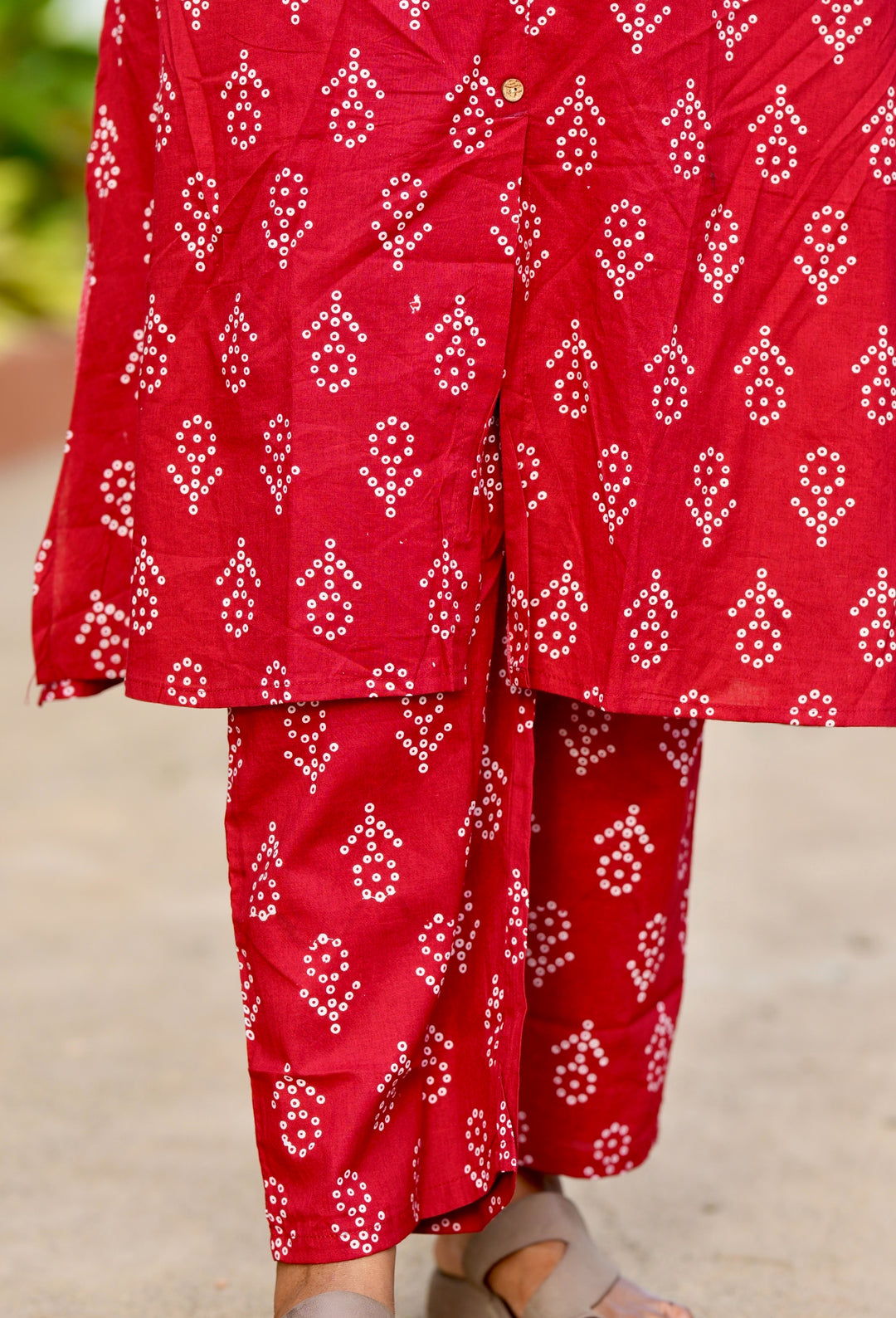 Red cotton kurta set (button opening)