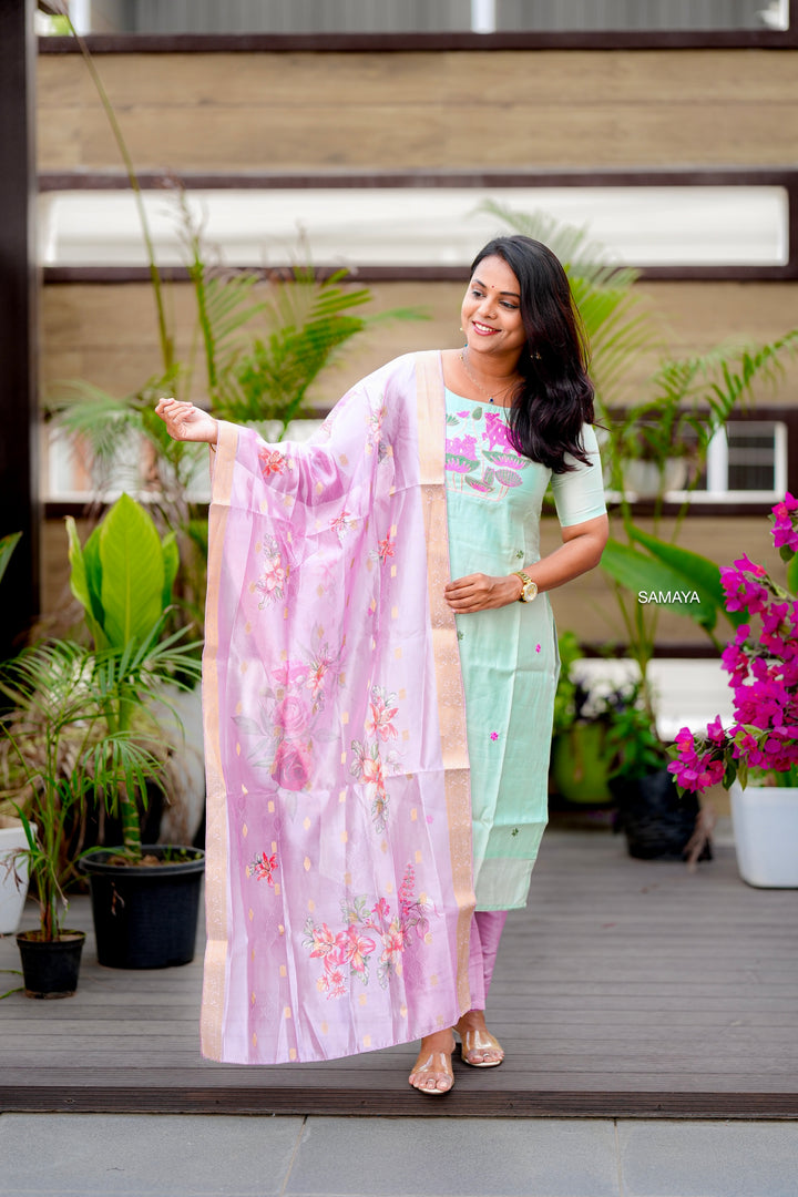 Varsha kurta   with organza  dupptta( set of 3) ready to dispatch
