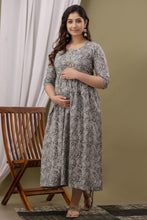 Load image into Gallery viewer, Oonjal Maternity Feeding kurta
