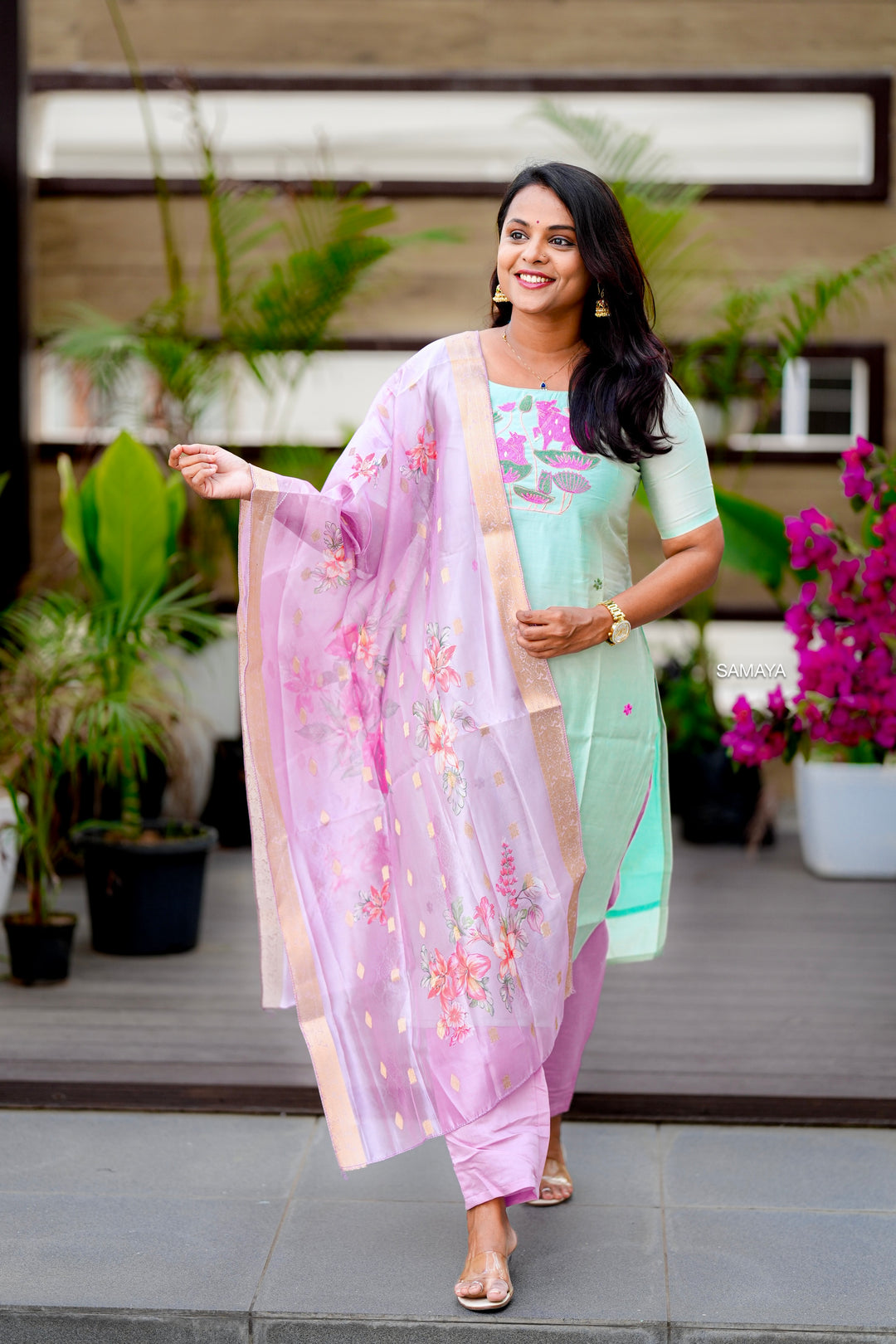 Varsha kurta   with organza  dupptta( set of 3) ready to dispatch