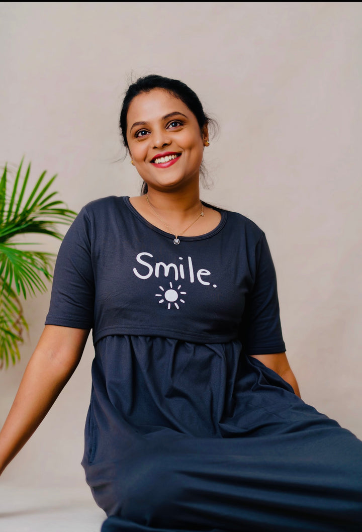 Midi -dark grey smiley dress thick fabric