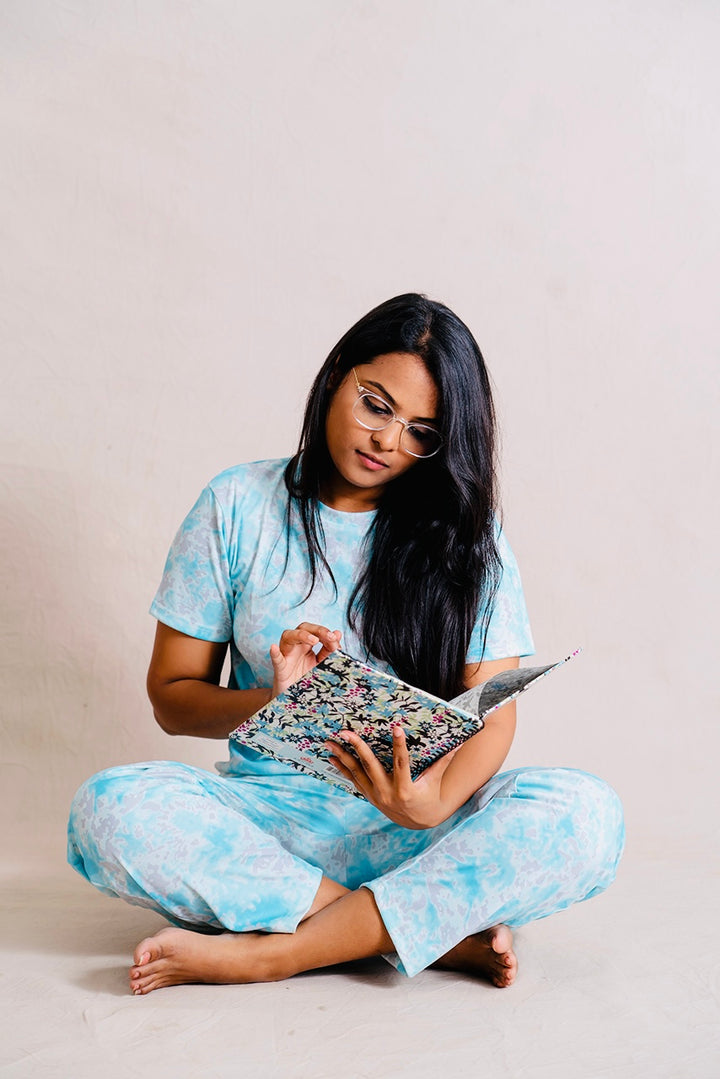 Aqua Pant Set Relaxed Fit(stain in the pant set so sold at 399₹)