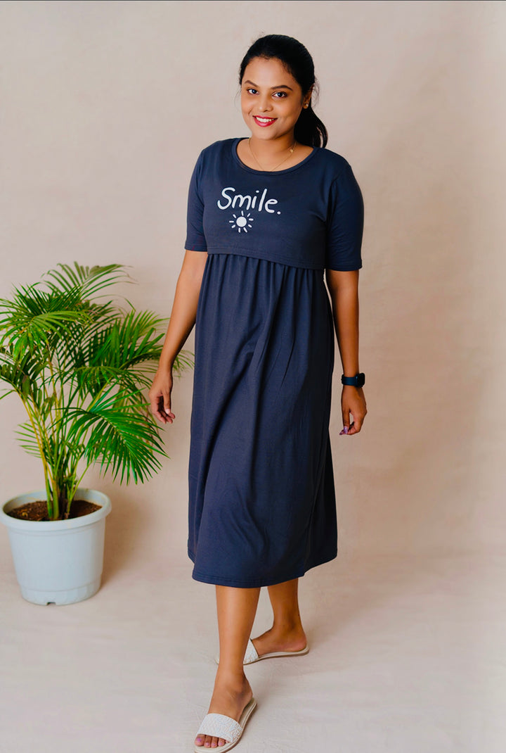 Midi -dark grey smiley dress thick fabric